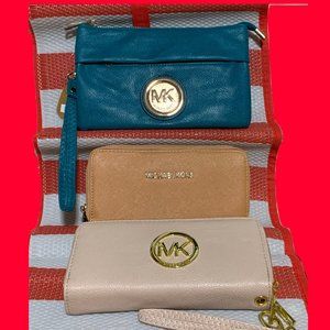 Michael Kors Wallets